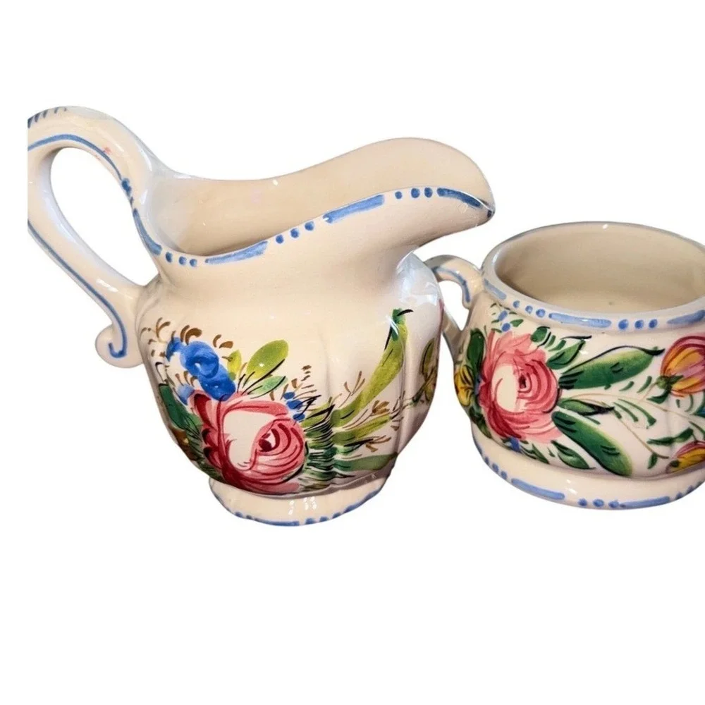 Italy Hand Painted Ceramic Creamer and Sugar Bowl Set‎ Cream Floral Set